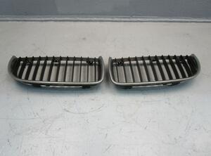 Kühlergrill Grill Frontgrill rechts und links BMW 3 TOURING E91 318D 90 KW