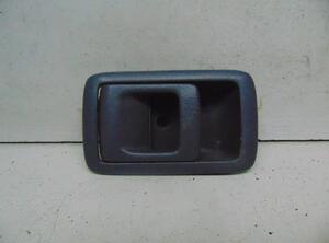 Türgriff hinten links innen (Zentralverriegelung
Aussenspiegel elek verstellb/ heizbar
Klimaautomatik)
