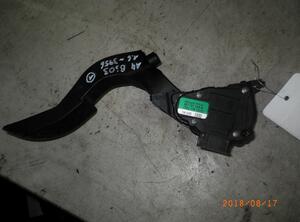 Accelerator pedal AUDI A4 (8E2)