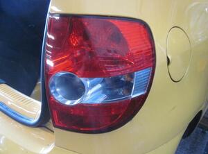 Rückfahrleuchte Rückleuchte rechts Kratzer siehe Foto VW FOX (5Z1  5Z3) 1.4 55 KW