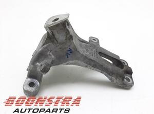 Engine Mount Bracket AUDI Q5 (8RB)