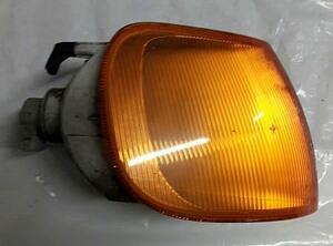 Blinker rechts vorn orange mit Lampenträger 6N0953050B / 962832 VW POLO (6N1) 45 1.0 33 KW
