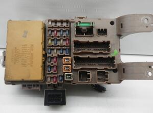 Fuse Box TOYOTA COROLLA Verso (_E12_)