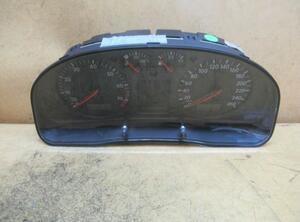 Speedometer VW Passat (3B2)