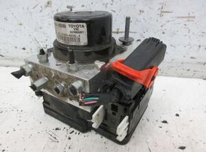 Abs Control Unit TOYOTA Yaris (P13)