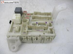 Fuse Box TOYOTA RAV 4 III (A3)