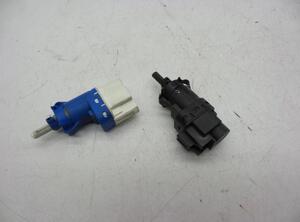 Brake Light Switch VOLVO S60 II (134), VOLVO XC60 (156), VOLVO V70 III (135), VOLVO V60 I (155, 157)