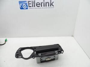 P6879011 Monitor Navigationssystem VOLVO S80 II (AS) 30775945