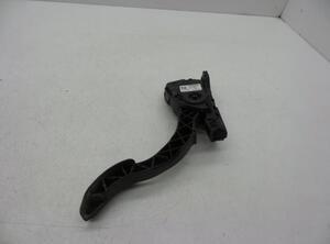 Accelerator pedal VOLVO V70 III (135)