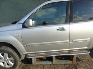 Door NISSAN X-Trail (T30)