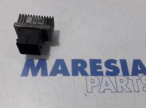 Glow Plug Relay Preheating RENAULT Master III Pritsche/Fahrgestell (EV, HV, UV)