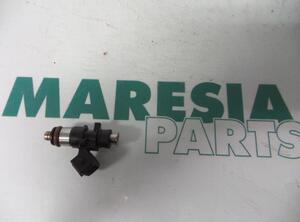 Injector Nozzle RENAULT Twingo I (C06)