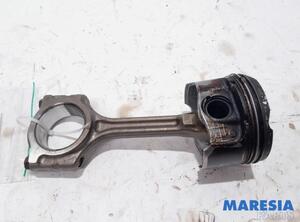 Piston RENAULT Captur I (H5, J5)