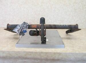 Tow Hitch (Towbar) FORD Focus Stufenheck (DFW)
