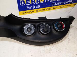 Heating &amp; Ventilation Control Assembly TOYOTA Yaris (P13)