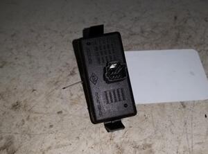 Hazard Warning Light Switch RENAULT Twingo II (CN0)