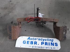 Tow Hitch (Towbar) TOYOTA Auris (ADE15, NDE15, NRE15, ZRE15, ZZE15), TOYOTA Auris (E18), TOYOTA Auris Kombi (E18)