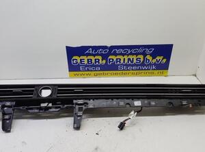 Dashboard ventilation grille VW Arteon (3H7, 3H8)