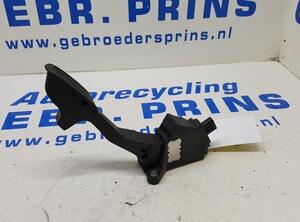 Accelerator pedal TOYOTA Yaris (P13)