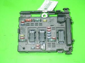 Fuse Box PEUGEOT 307 (3A/C), LANCIA Phedra (179)