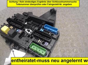 SICHERUNGSKASTEN HINTEN (ENTHEIRATET) (Motorelektrik) Opel Astra Diesel (H) 1910 ccm 74 KW 2005&gt;2006