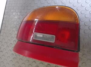 HECKLEUCHTE / RÜCKLICHT LINKS (Heckleuchte) Mazda 121 Benzin (DB) 1324 ccm 53 KW 1991&gt;1996