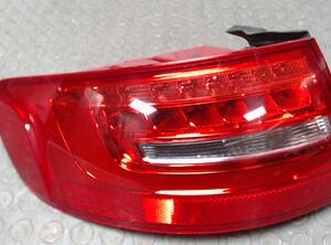 HECKLEUCHTE / RÜCKLEUCHTE LINKS LED ( FACELIFT )  (Heckleuchte) Audi Audi A4 Diesel (B8) 1968 ccm 105 KW 2011&gt;2013