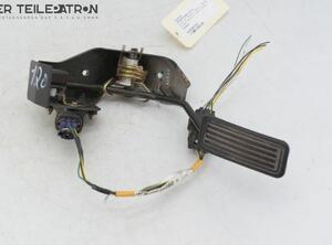 Accelerator pedal TOYOTA Avensis Station Wagon (T25)