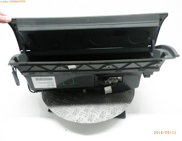 Glove Compartment (Glovebox) AUDI TT (8N3)