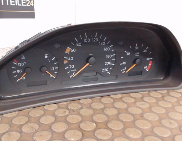 TACHOEINHEIT / KOMBIINSTRUMENT (Armaturenbrett / Mittelkonsole) Mercedes-Benz E-Klasse Diesel (210) 2155 ccm 70 KW 1995>1998