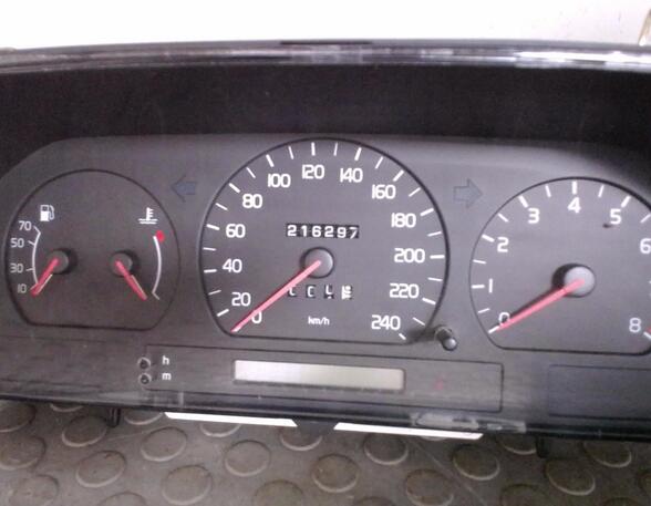 TACHOEINHEIT  (Armaturenbrett / Mittelkonsole) Volvo 850 Benzin (LS, LW) 2435 ccm 103 KW 1992>1994