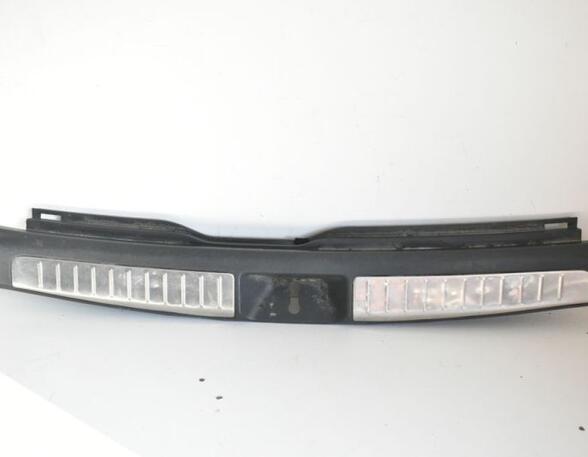 Boot Cover Trim Panel TOYOTA Avensis Station Wagon (T25)