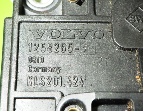Turn Signal Switch VOLVO 740 Kombi (745), VOLVO 760 Kombi (704, 765)