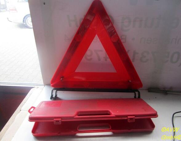 Warning Triangle VW Polo (6N2)