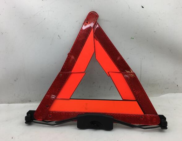 Warning Triangle AUDI A4 (8D2, B5)