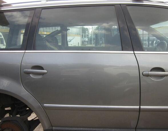 Tür rechts hinten Grau LD7W Kratzer siehe Foto VW PASSAT VARIANT (3B6) 2.5 TDI 110 KW