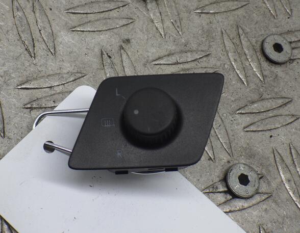 Mirror adjuster switch VW Polo (9N)