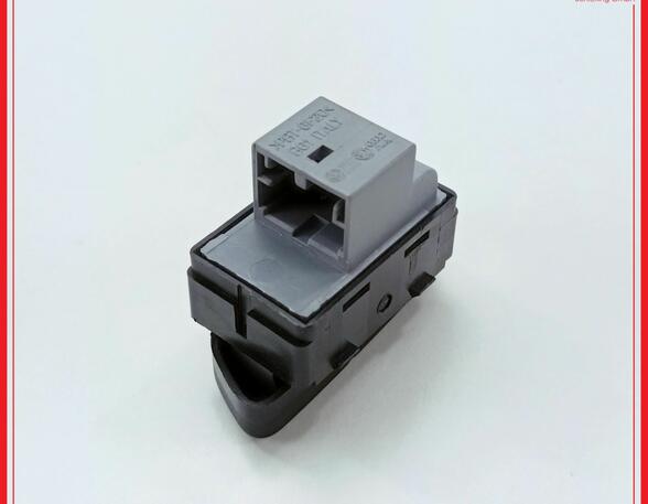 Central locking switch VW Polo (9N)