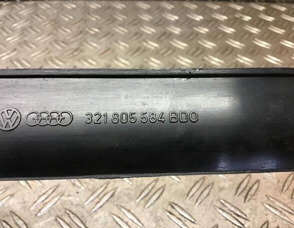 470486 Zier-/Schutzleiste für Frontverkleidung VW Passat (32, B1) 321805584