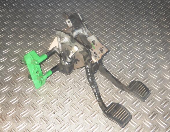 Pedal Assembly FORD Focus (DAW, DBW)