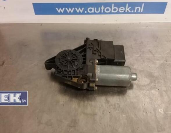 P8359366 Motor Fensterheber VW Passat Variant (3B6, B5)