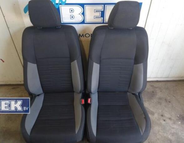 Seats Set TOYOTA Auris (E18), TOYOTA Auris Kombi (E18)