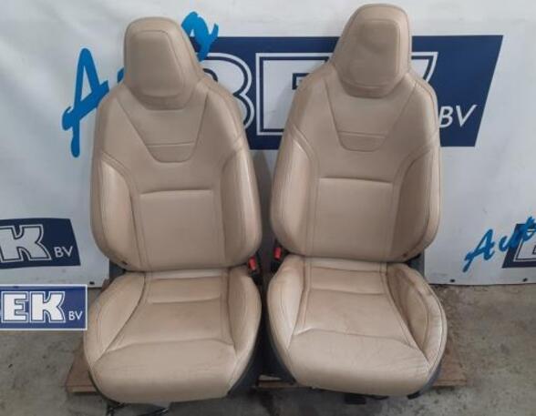 Seats Set TESLA Model S (5YJS)