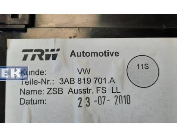 Dashboard ventilation grille VW CC (358), VW Passat CC (357)
