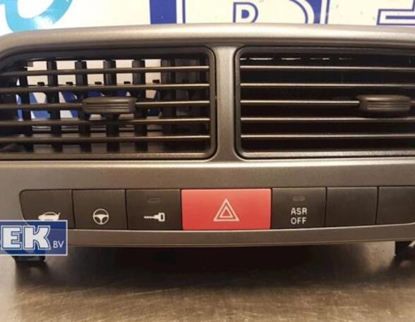 Dashboard ventilation grille FIAT Punto (188)