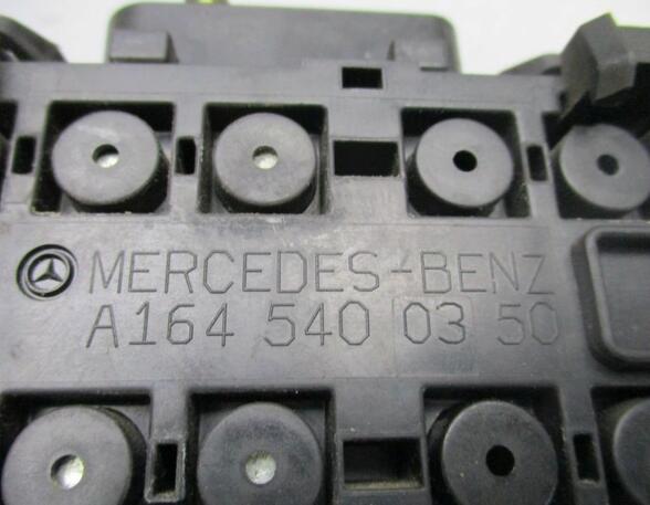 Batterie Halterplatte Batteriesicherung MERCEDES M-KLASSE (W164) ML 420 CDI 4MATIC 225 KW