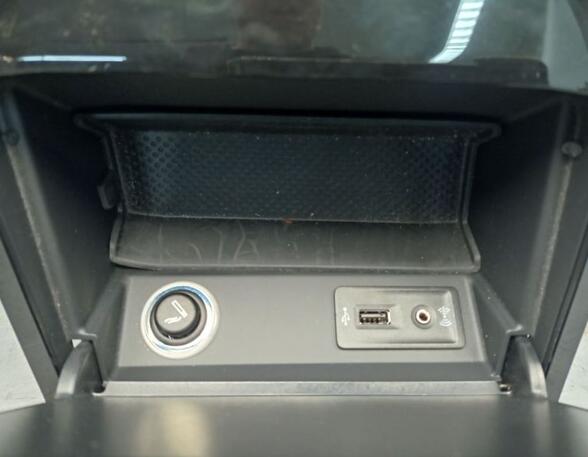 Aschenbecher vorne Zigarretenanzünder AUX/USB VW GOLF SPORTSVAN (AM1  AN1) 1.2 TSI 81 KW
