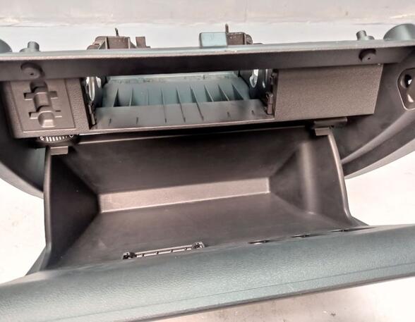 Glove Compartment (Glovebox) VW Tiguan (AD1, AX1), VW Tiguan Allspace (BW2)