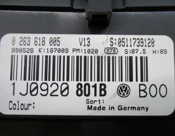 Speedometer VW Golf IV (1J1)