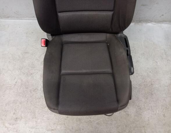 Sitz links vorn Stoff Fahrersitz AUDI A4 (8E2  B6) 2.0 96 KW